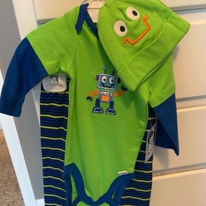 3-5mo. Robot outfit